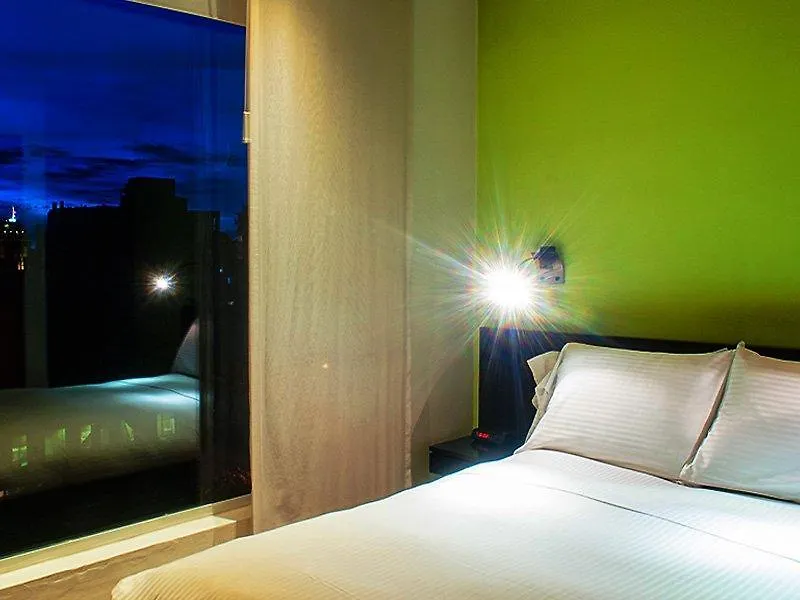 Richmond Suites Hotel Богота