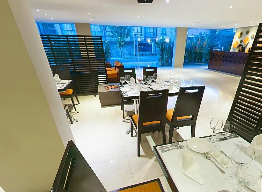 Richmond Suites Hotel Богота
