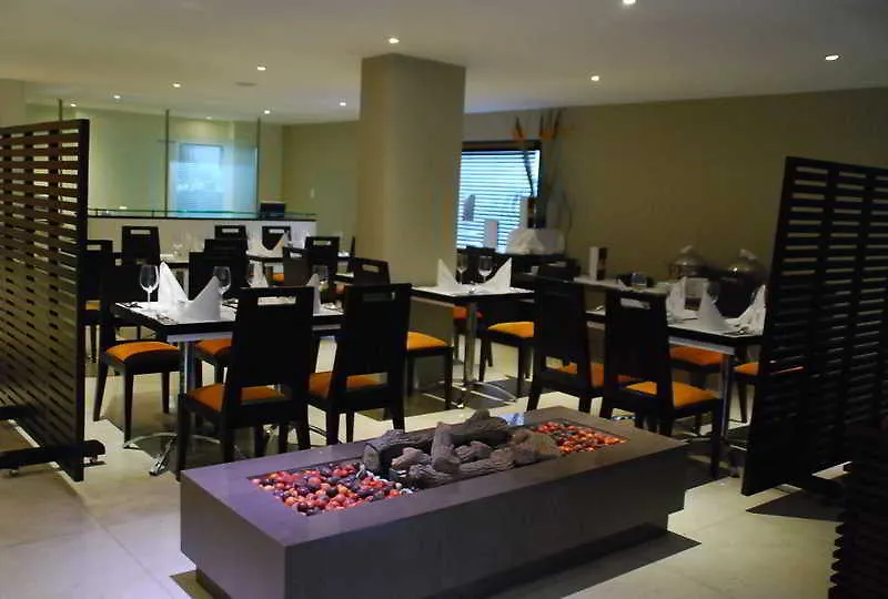 Richmond Suites Hotel Богота